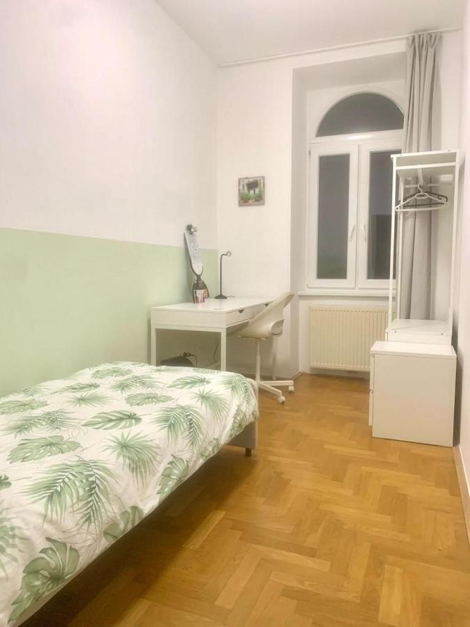 Appartement Super Location Train Metro Bahnhof Meidling Single *